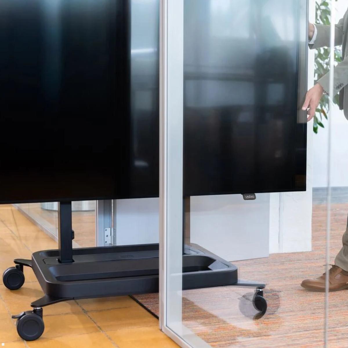 Vogels RISE 5308 mobiler elektrischer TV Ständer, 80 mm/s, Doppelrollen, leicht beweglich