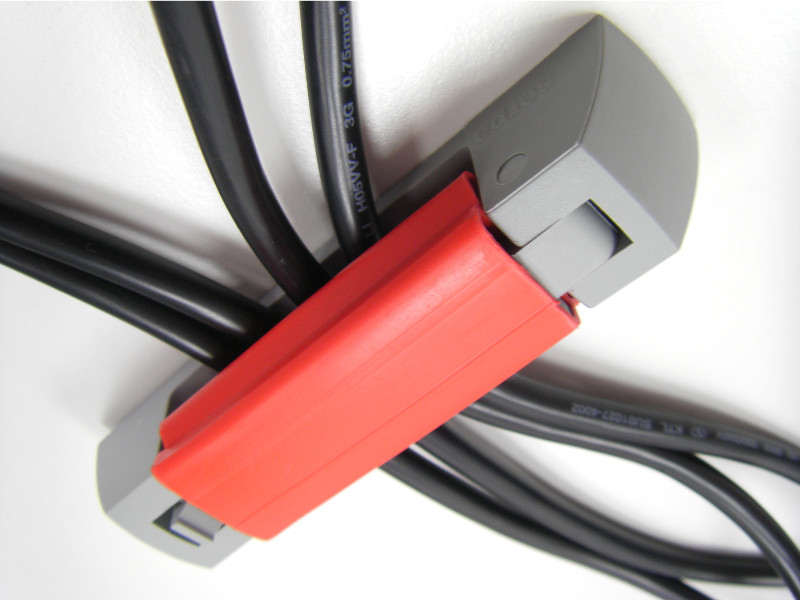 Serpa selbstklebend KabelClip Untertisch Kabelhalter rot