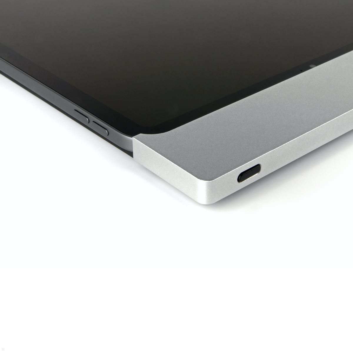 smart things sDock A10 iPad Wandhalterung 10.2 / 10.5, silber Tablet und Rahmen im Einklang